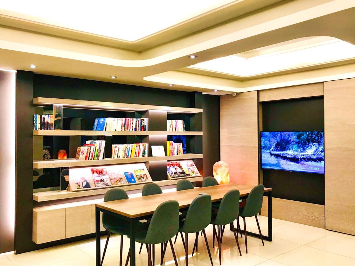 Hub Hotel Tucheng Εξωτερικό φωτογραφία