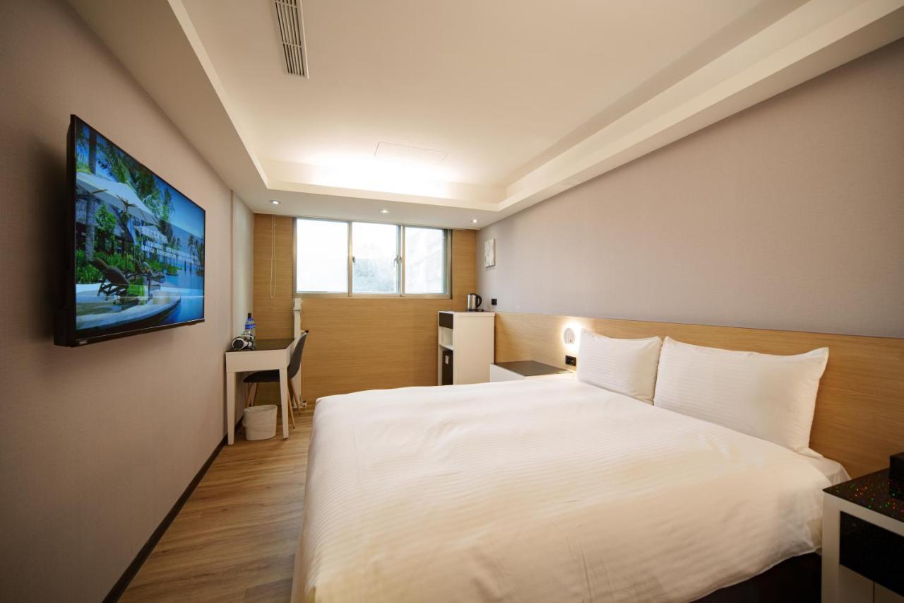 Hub Hotel Tucheng Εξωτερικό φωτογραφία