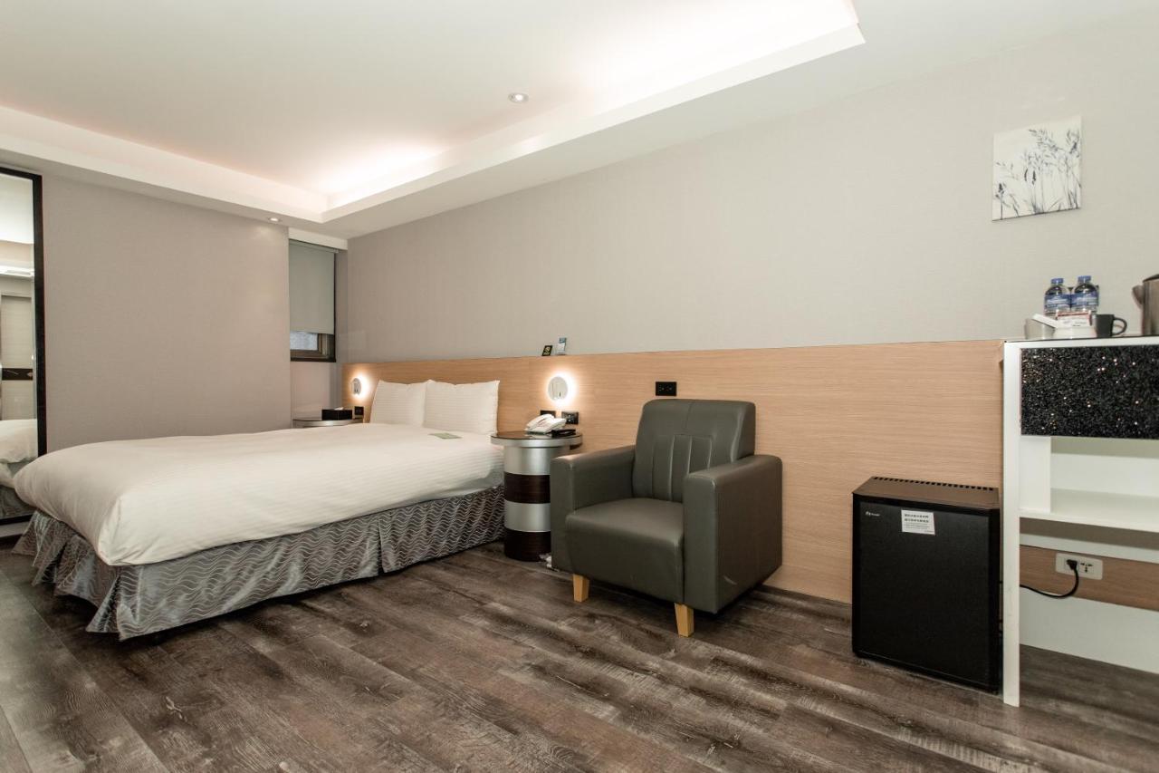 Hub Hotel Tucheng Εξωτερικό φωτογραφία