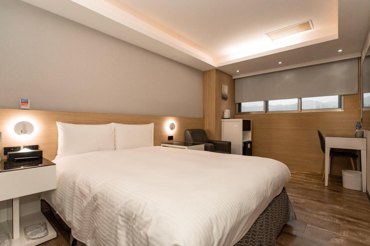 Hub Hotel Tucheng Εξωτερικό φωτογραφία